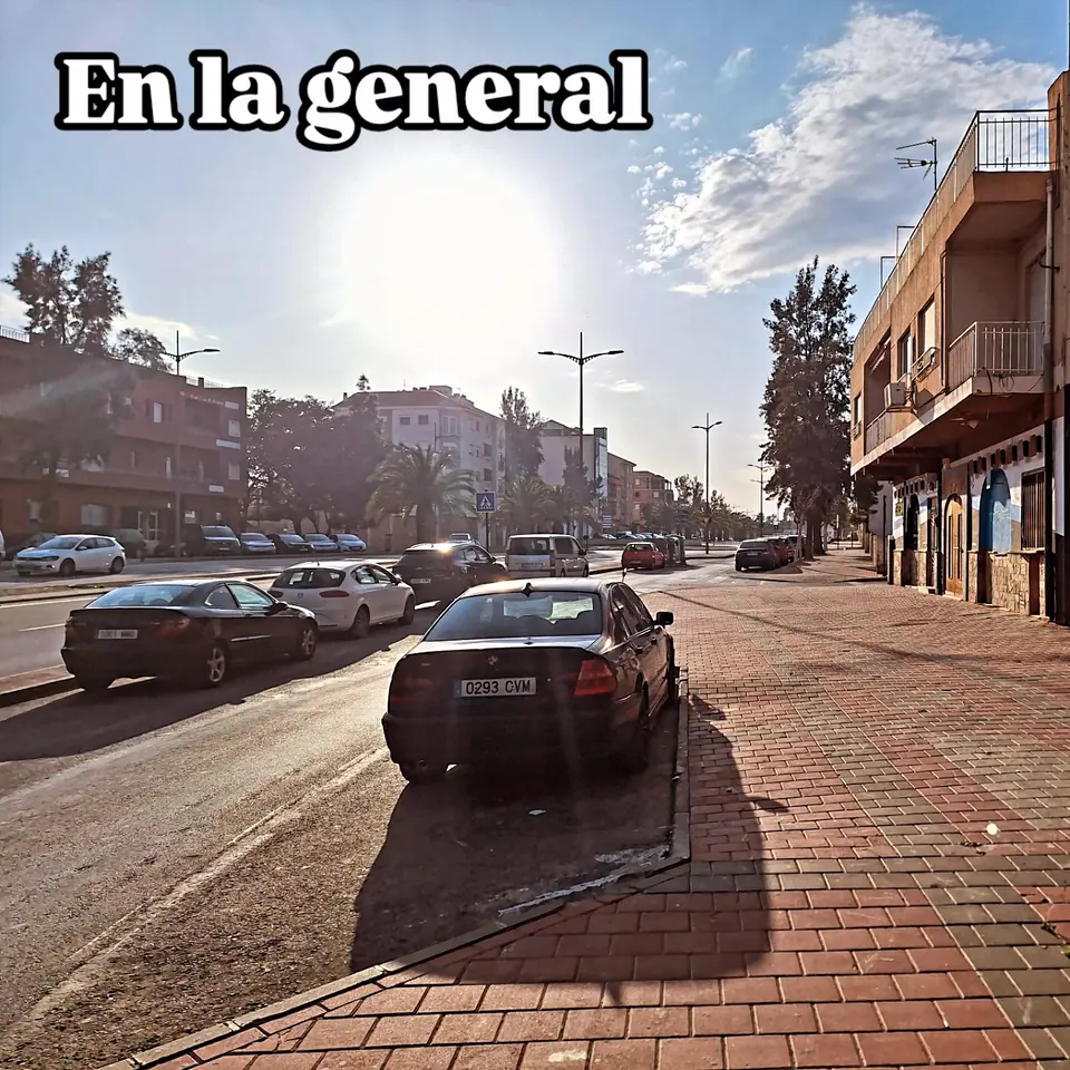 Avenida Ginés Campos de Alhama de Murcia, donde está Caporale