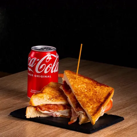 Mega-sándwich Tejano de Caporale